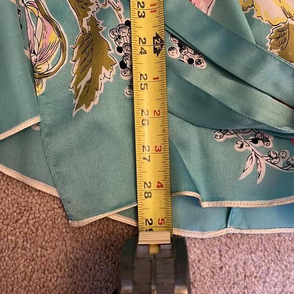 Cabi size Medium 100% silk robe Kimono. - Picture 10 of 10